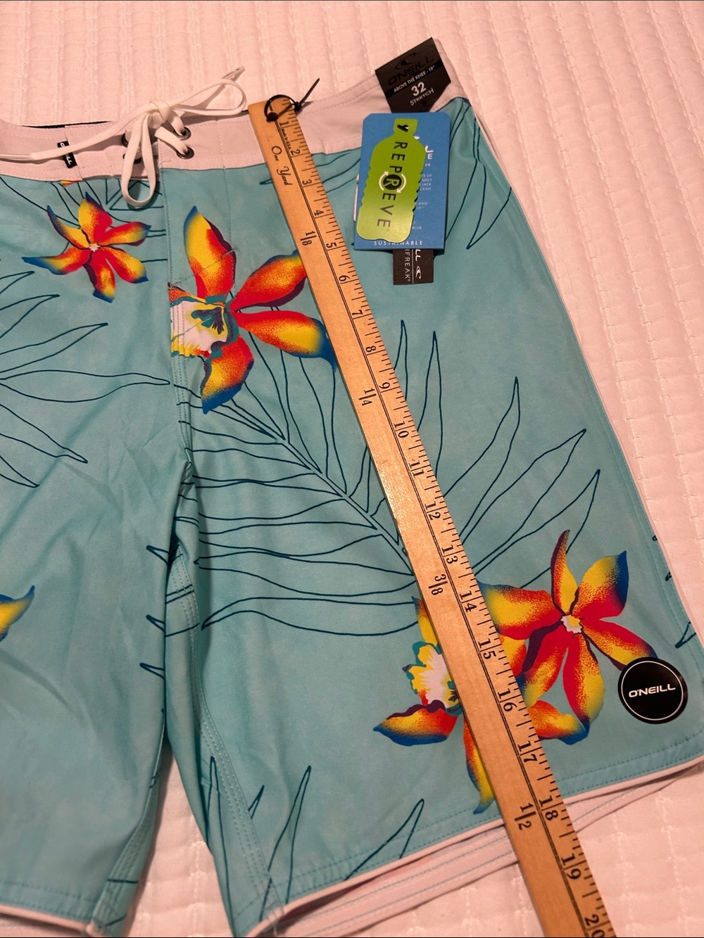 O'Neill Turquoise Floral Board Shorts with Orange Accents 32” waist - Picture 8 of 9